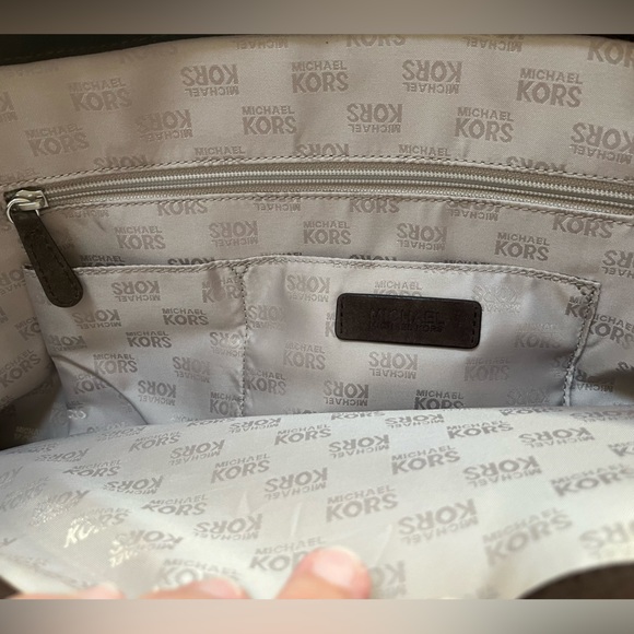 Michael Kors Suede Tote Laptop bag - Picture 12 of 12